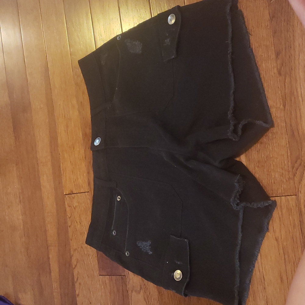 Time and Tru Black high waisted cargo shorts